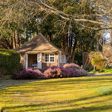 Old Mill Lodge By Huluki Sussex Stays Hurstpierpoint Luaran gambar