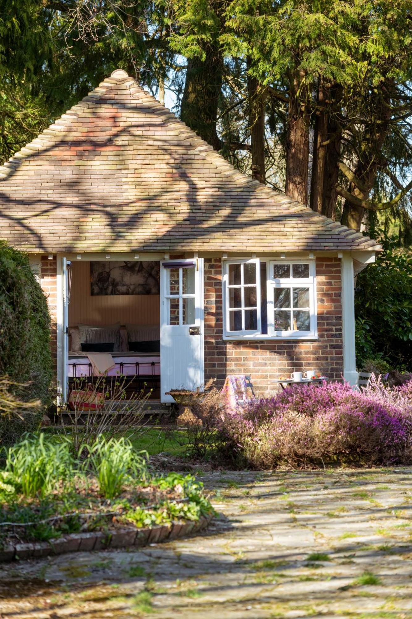 Old Mill Lodge By Huluki Sussex Stays Hurstpierpoint Luaran gambar